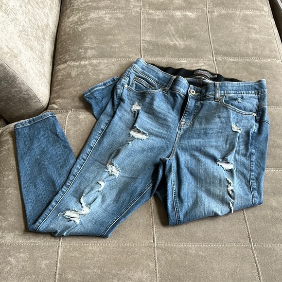 Torrid Blue Skinny Jeans with Distressed Details - Picture 3 of 10